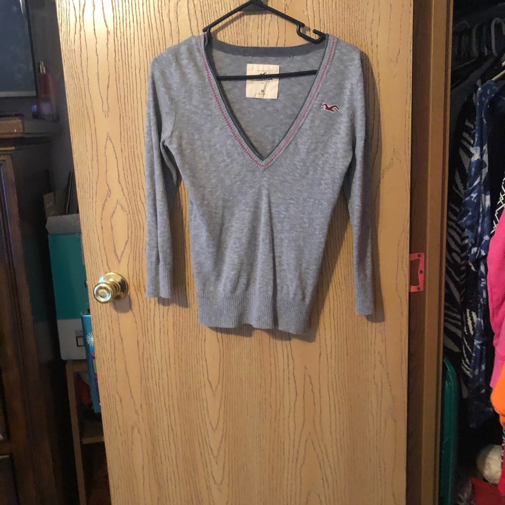 Hollister sweater